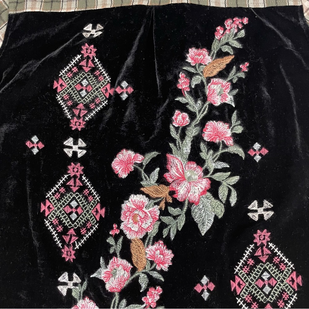 Paparazzi‎ Velvet Floral Embroidered Back Plaid Flannel Western Boho Shirt Large - Picture 8 of 12